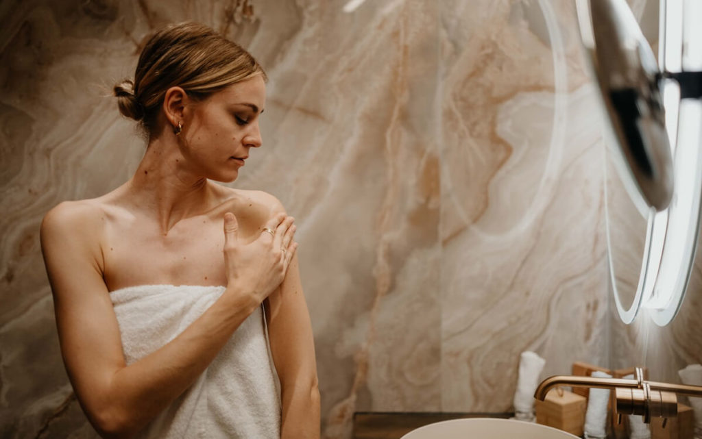 Hautbild verbessern mit Ayurveda