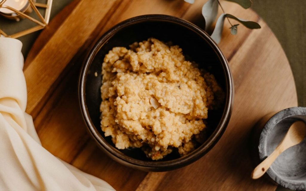 Quinoabrei als ayurvedisches Frühstücks-Rezept Quinoabrei als ayurvedisches Frühstücks-Rezept