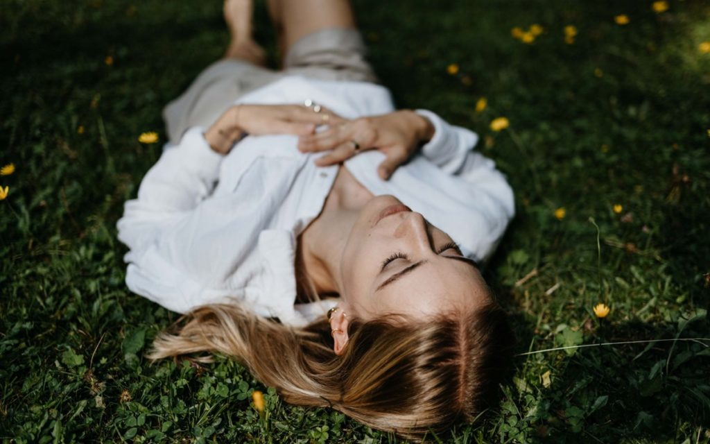 Erdungsmeditation für die innere Mitte Erdungsmeditation für die innere Mitte