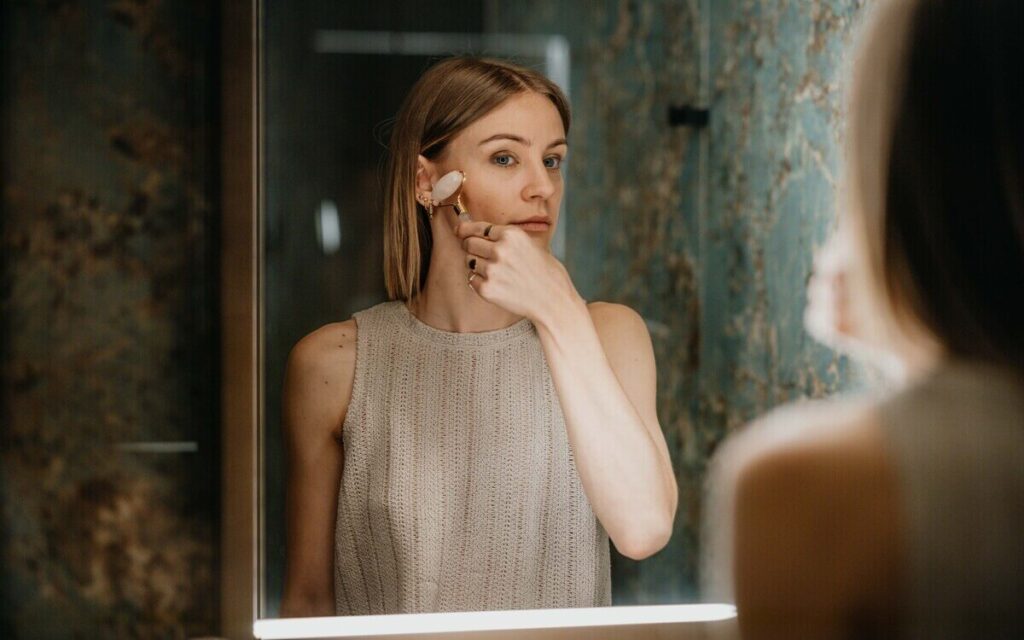 Lymphdrainage im Gesicht Lymphdrainage im Gesicht